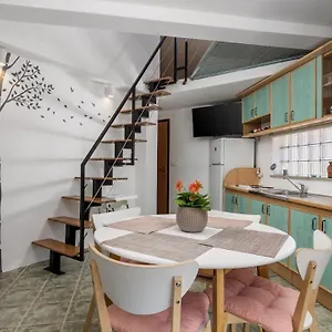 Rona Lavanda And Lipa Apartmán